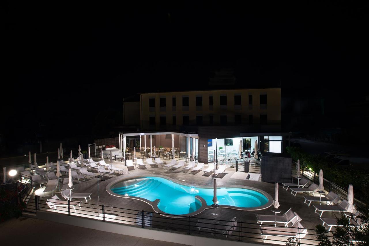 Hotel Ristorante Dante Torgiano Dış mekan fotoğraf