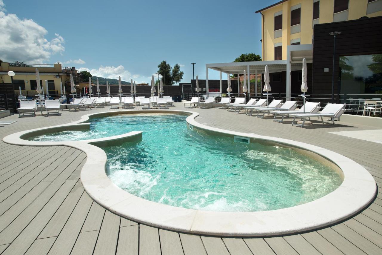 Hotel Ristorante Dante Torgiano Dış mekan fotoğraf