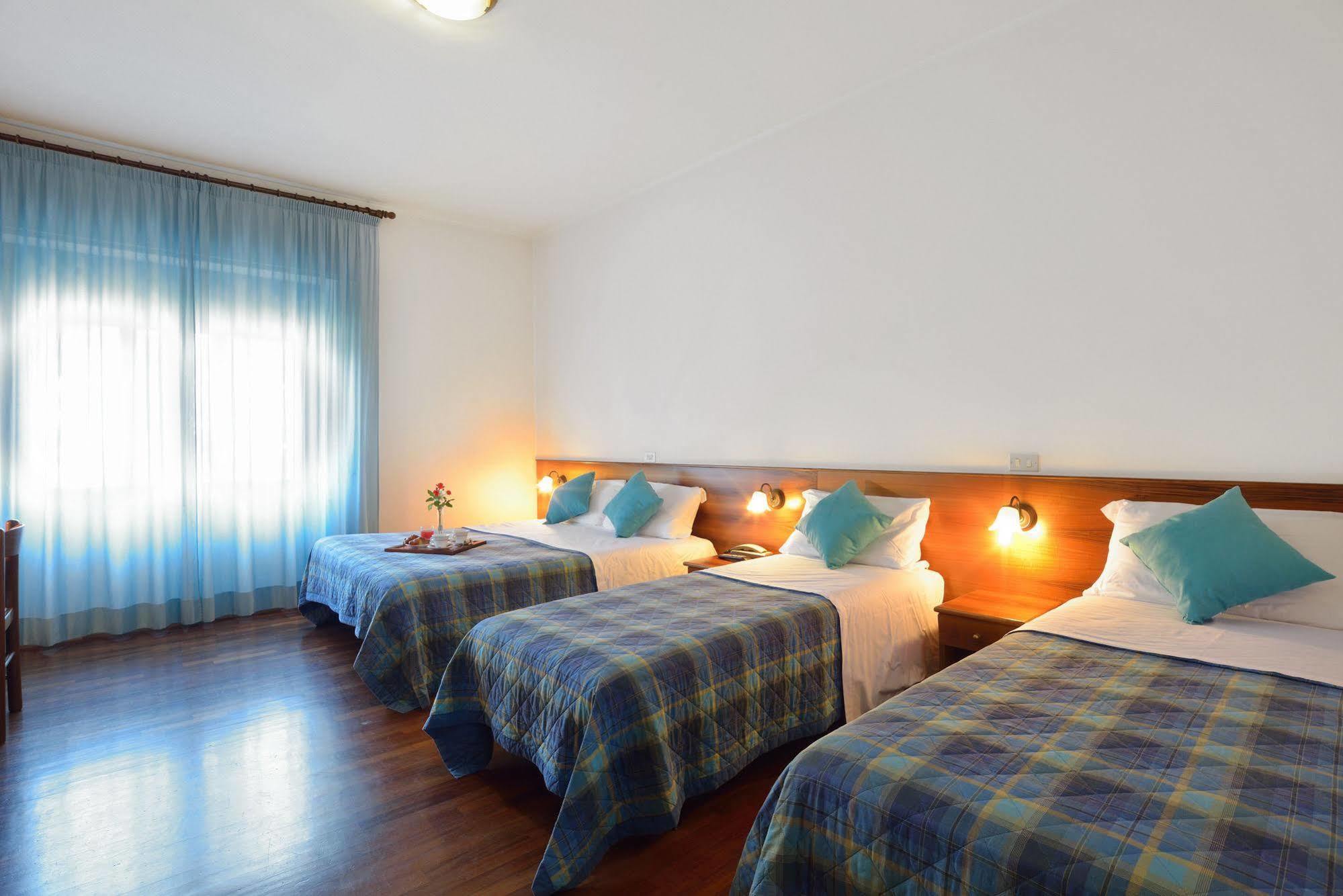 Hotel Ristorante Dante Torgiano Dış mekan fotoğraf